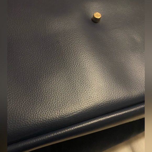 Buffbunny game changer duffle - Picture 7 of 8